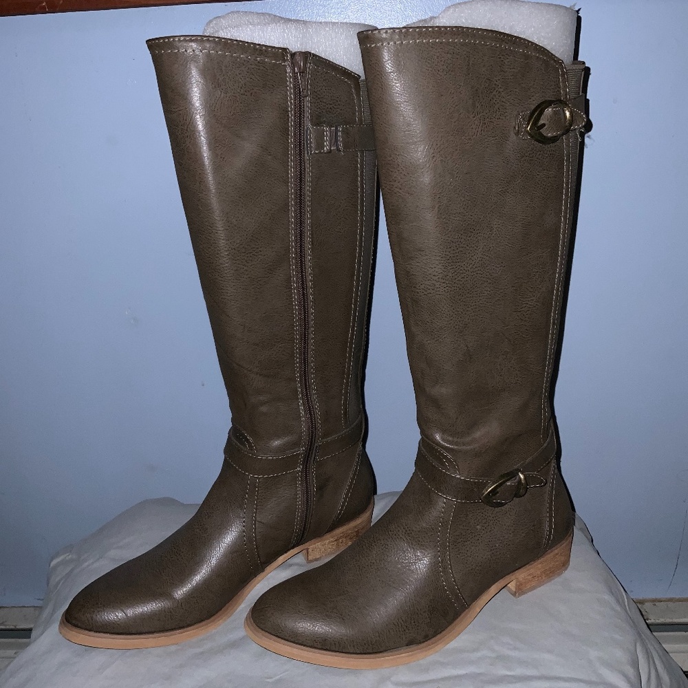 Baretraps boots